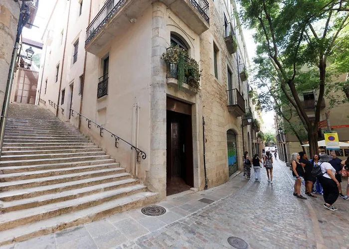 Bravissimo Vivaldi 2b, Monthly Girona